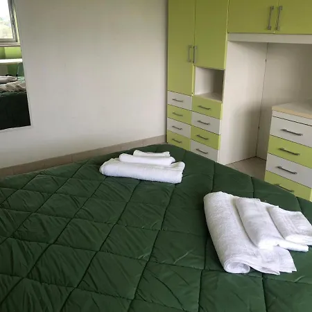Marconi Elite 71 Guest house